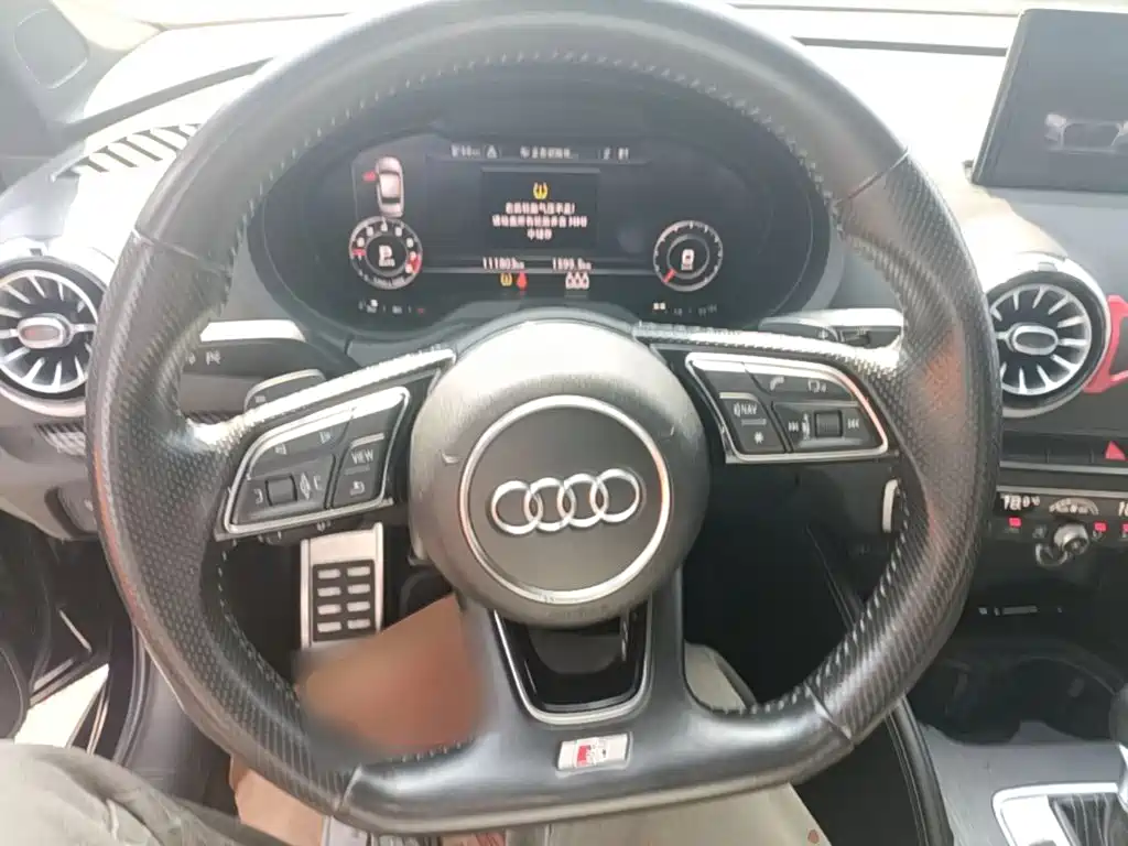 Audi S3 — миниатюра 11