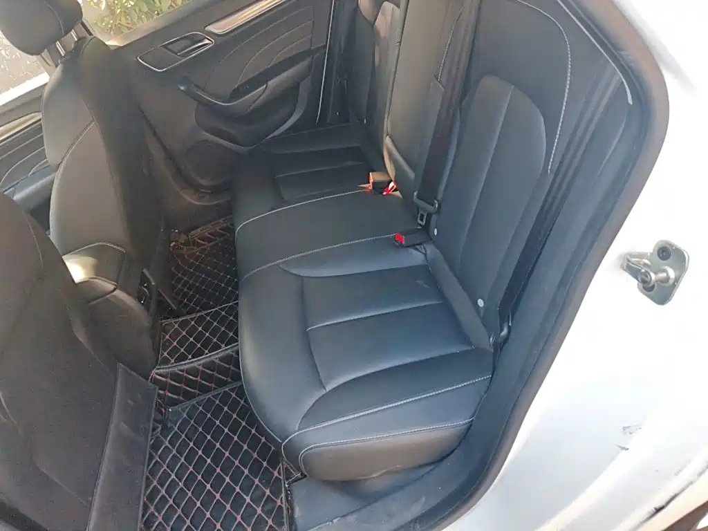 Roewe i6 Classic — миниатюра 18