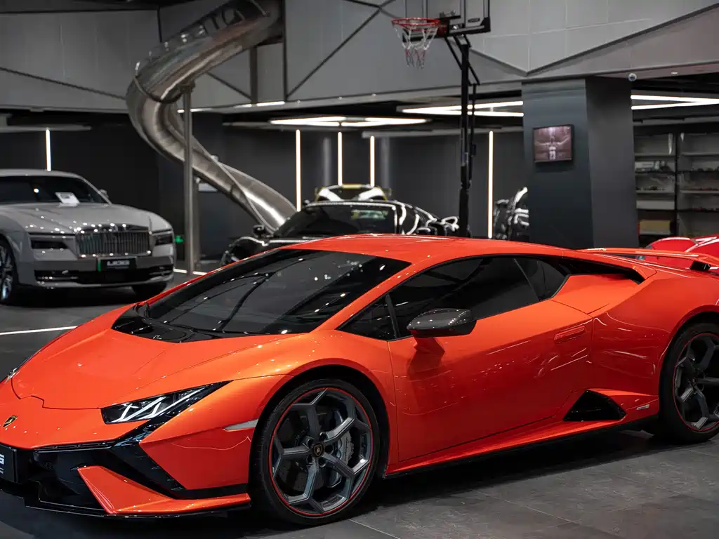 Lamborghini Huracán 2024