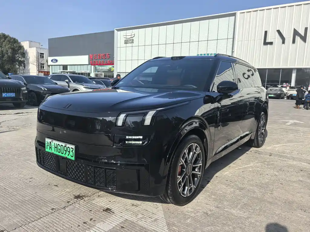Lynk & Co 领克900 2025