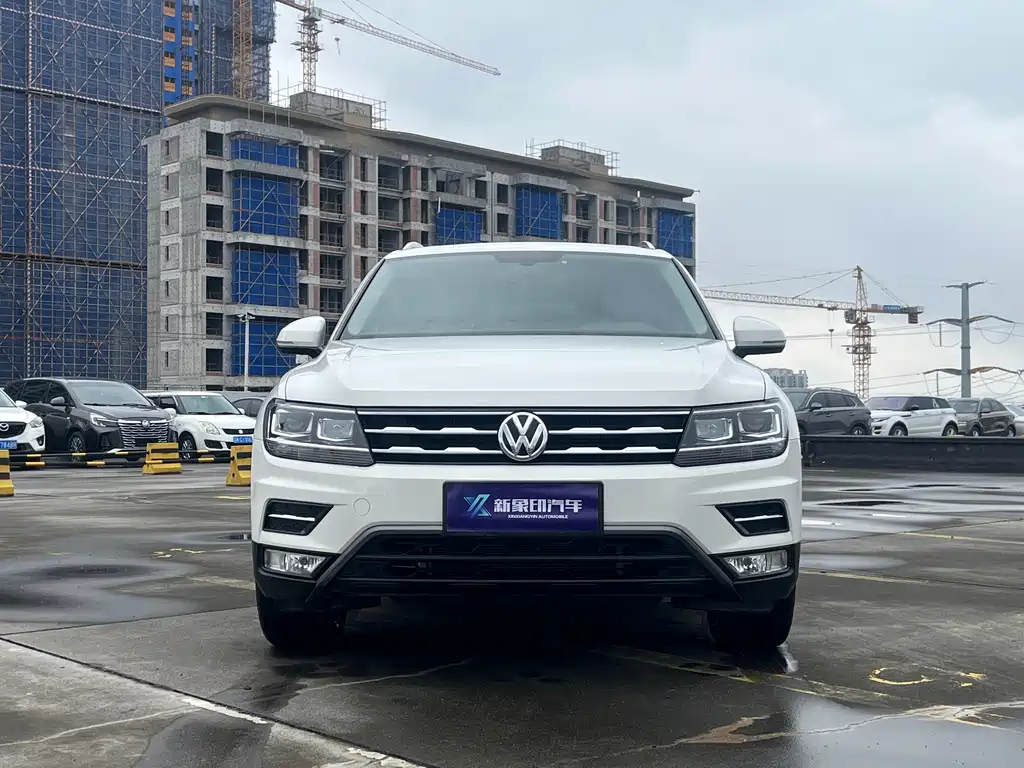 Volkswagen Tiguan L 2019