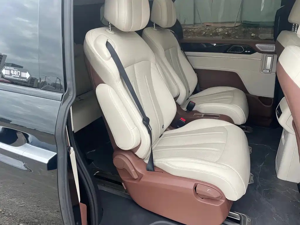 BYD Xia — миниатюра 14