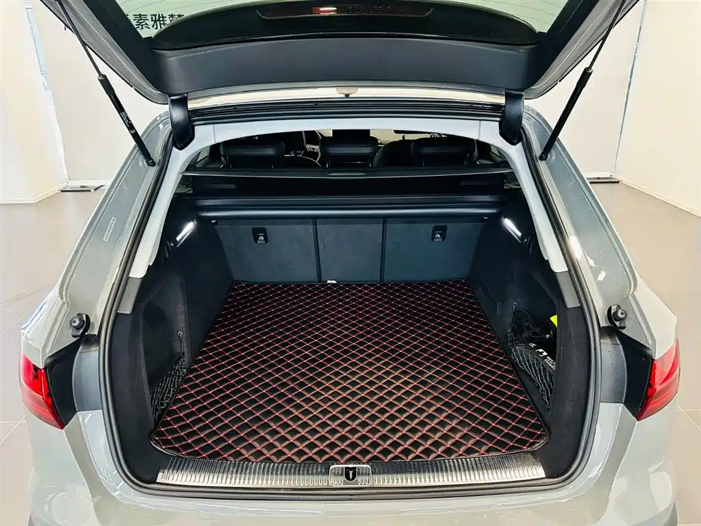 Audi A4 2022 allroad quattro