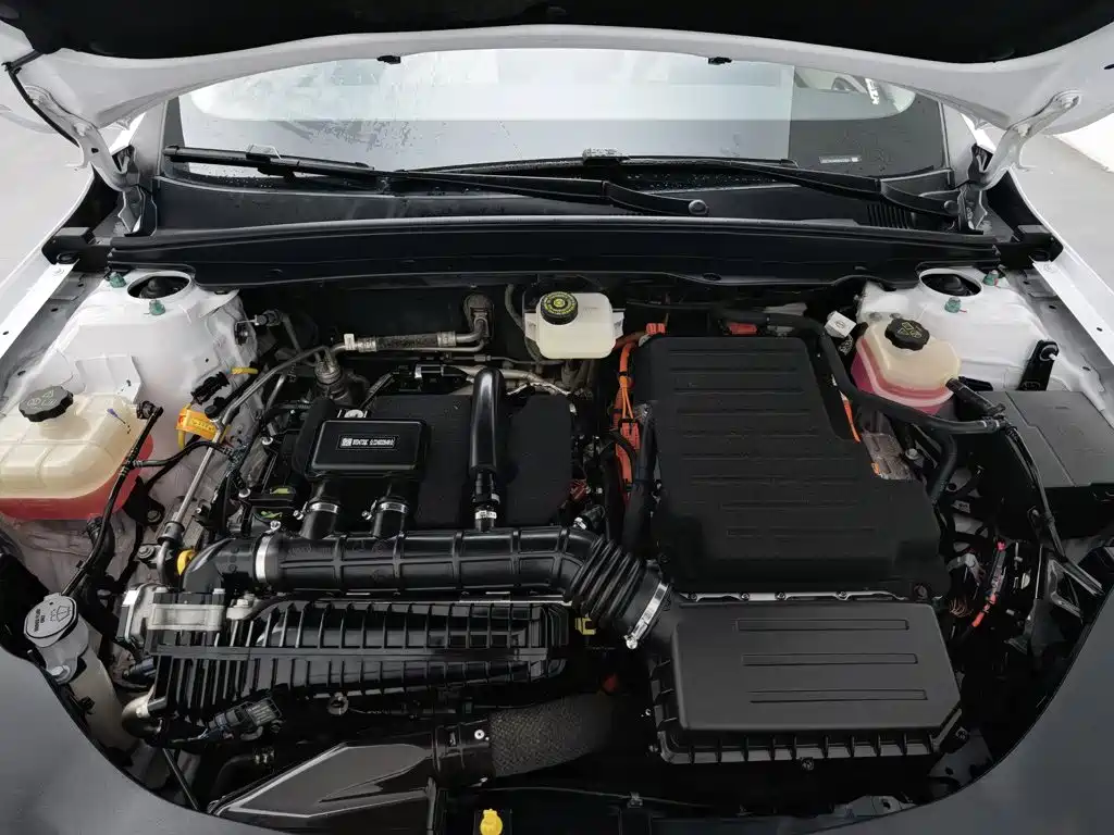 BYD Seal 05 DM-i — миниатюра 6