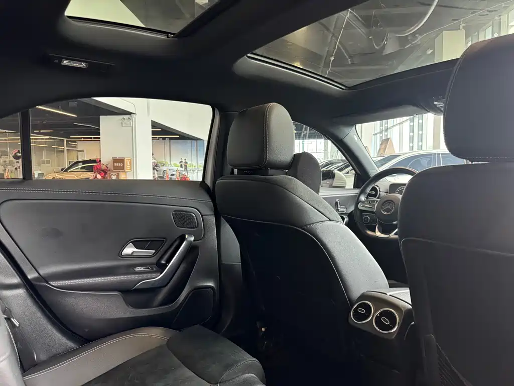 Mercedes-Benz A-Class A 2019 A 200 L Sport