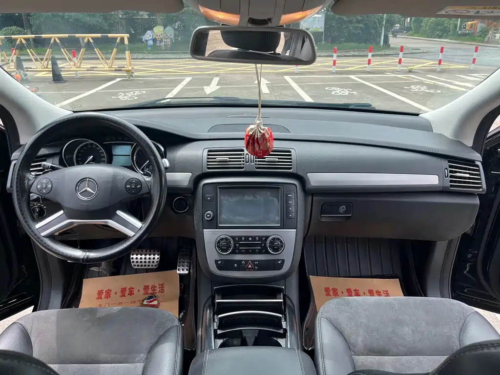 Mercedes-Benz R-Class — миниатюра 8