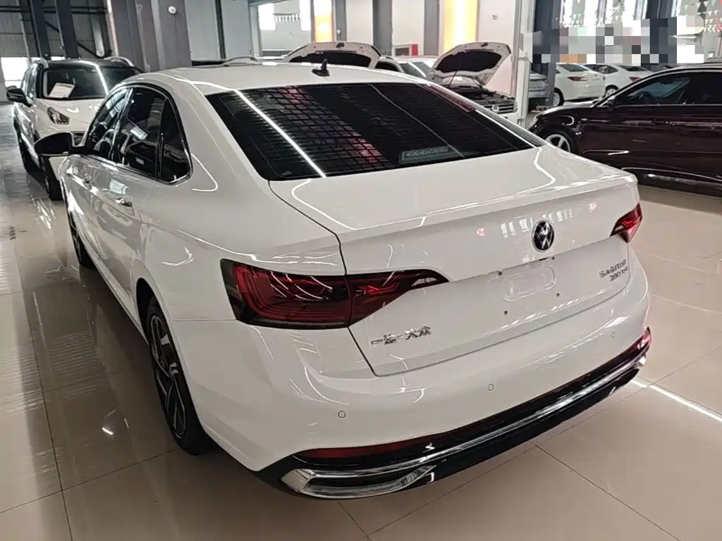 Volkswagen Sagitar — миниатюра 5