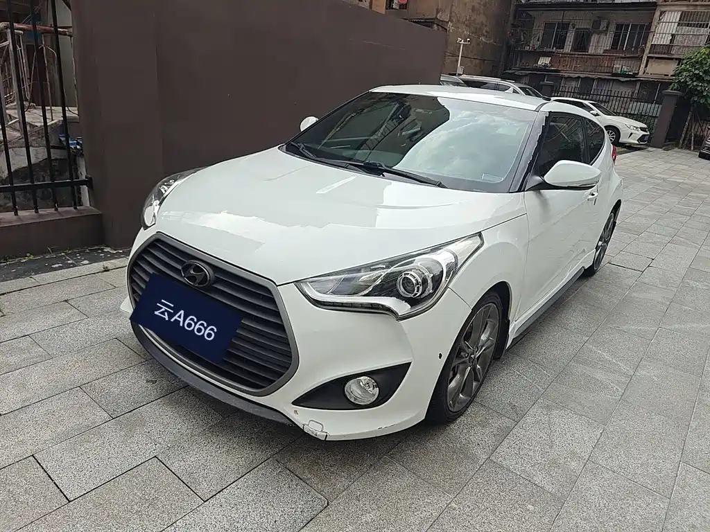 Hyundai Veloster