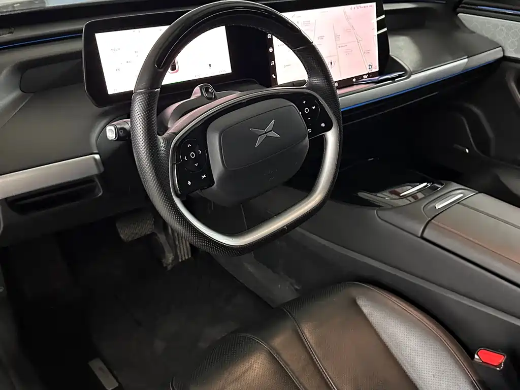 XPeng P7 — миниатюра 11