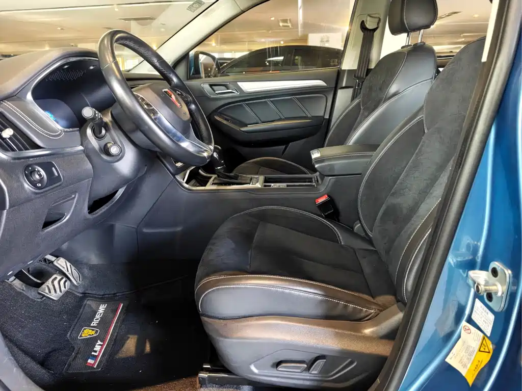 Roewe RX5 New Energy — миниатюра 4