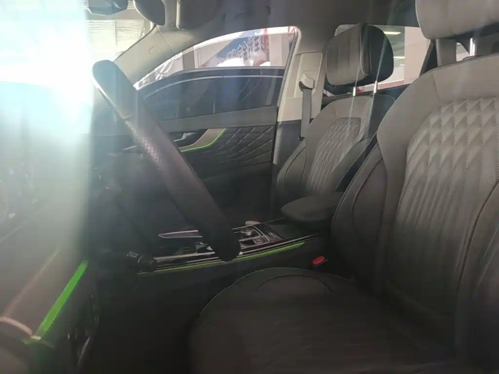 Hongqi Hongqi HS5 — миниатюра 15