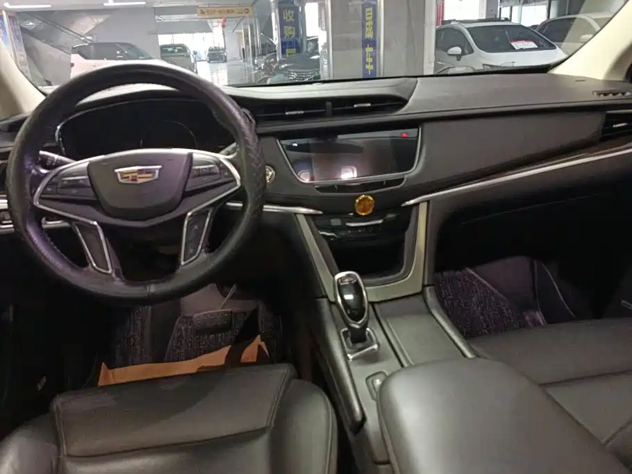 Cadillac XT5 — миниатюра 12
