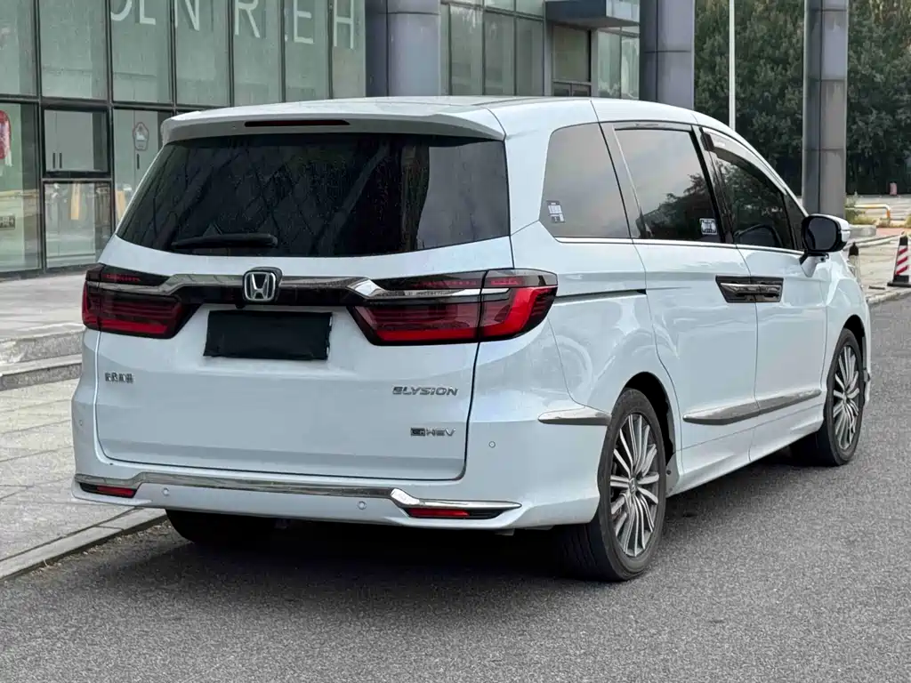 Honda Elysion — миниатюра 4