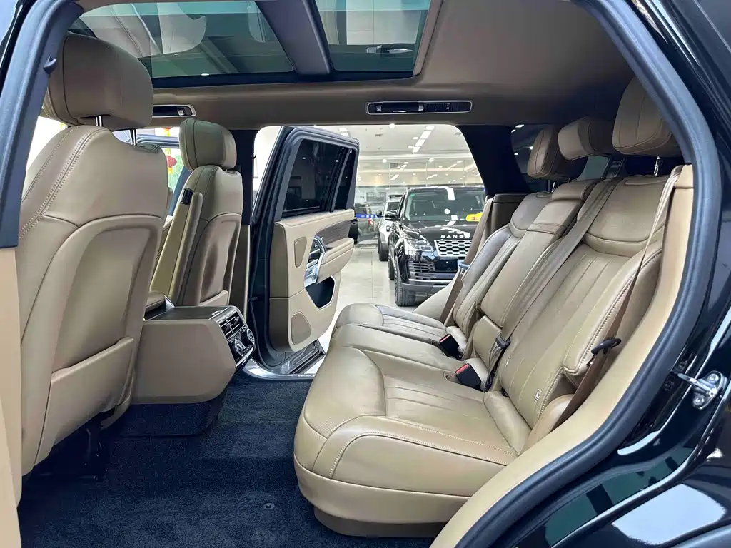 Land Rover Range Rover — миниатюра 12