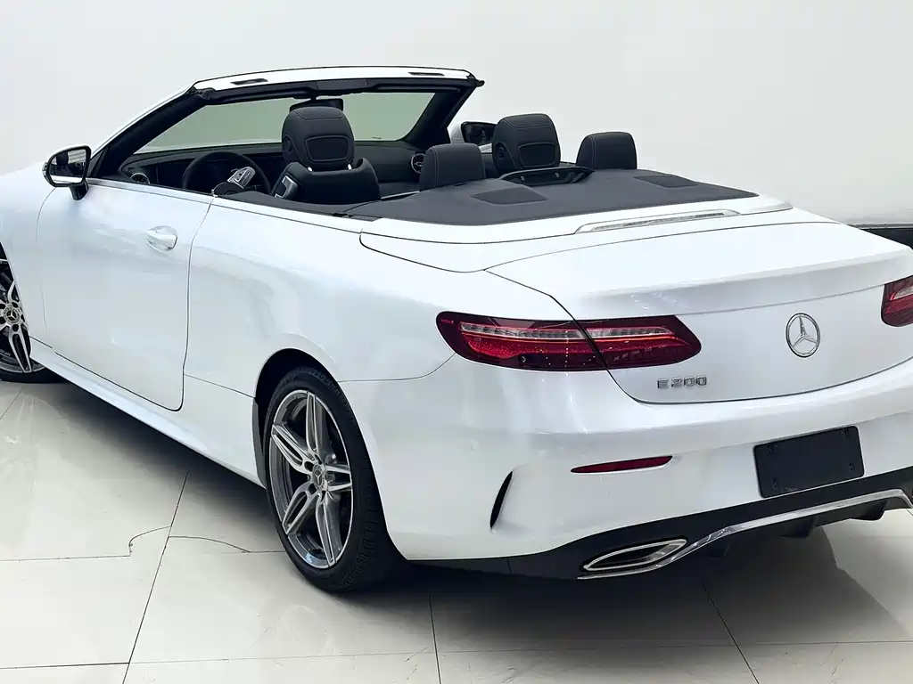 Mercedes-Benz E-Class (Import) — миниатюра 8