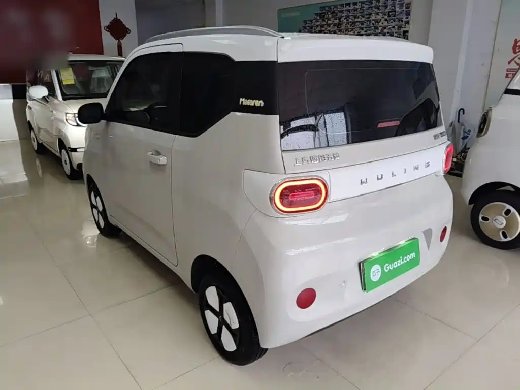Wuling MINIEV — миниатюра 5