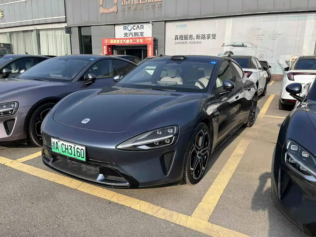 2024 xiaomi SU7 - zdjęcie 1 z 12