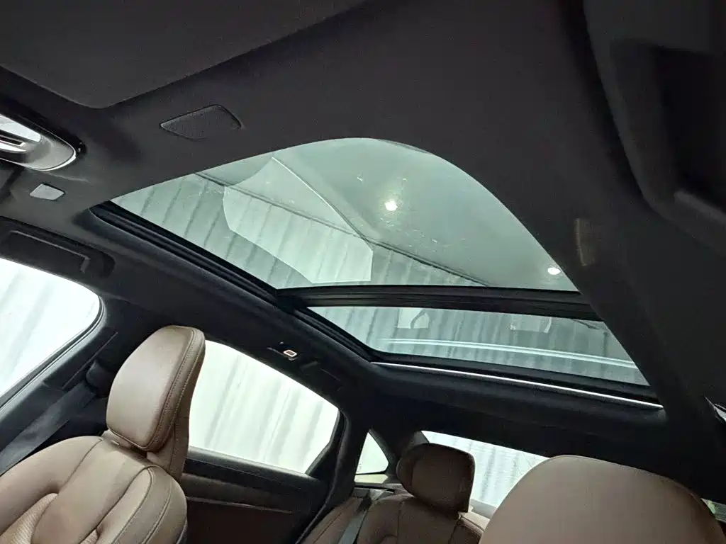 Volvo S90 PHEV — миниатюра 14