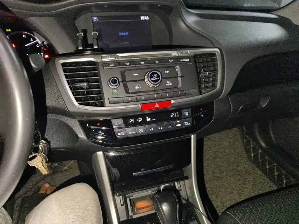 Honda Accord — миниатюра 6