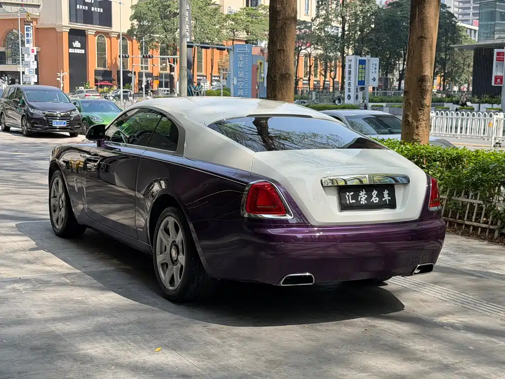 ROLLS-ROYCE PHANTOM
