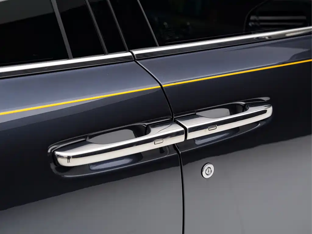 Rolls-Royce Ghost — миниатюра 8