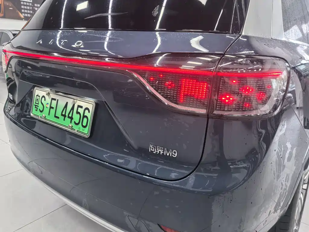 Aito M9 2024 Ultra 42kWh 6 мест