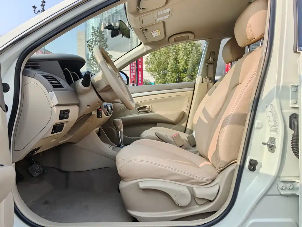Nissan Sylphy — миниатюра 9