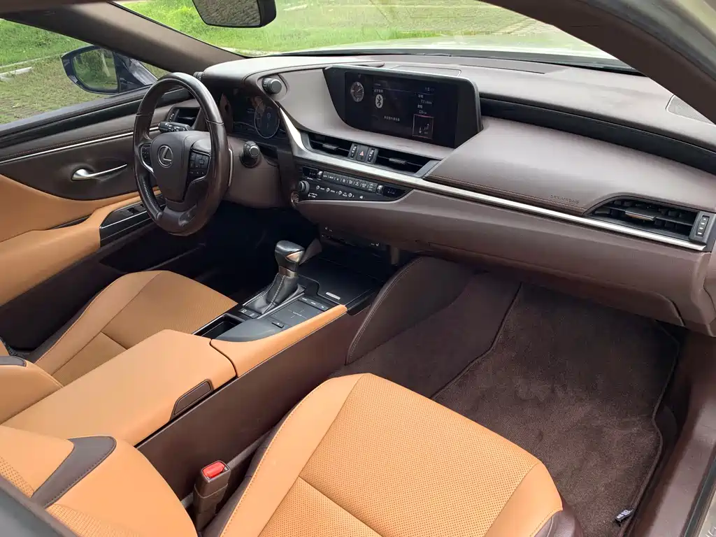 Lexus ES — фотографии объявления, Фото 13