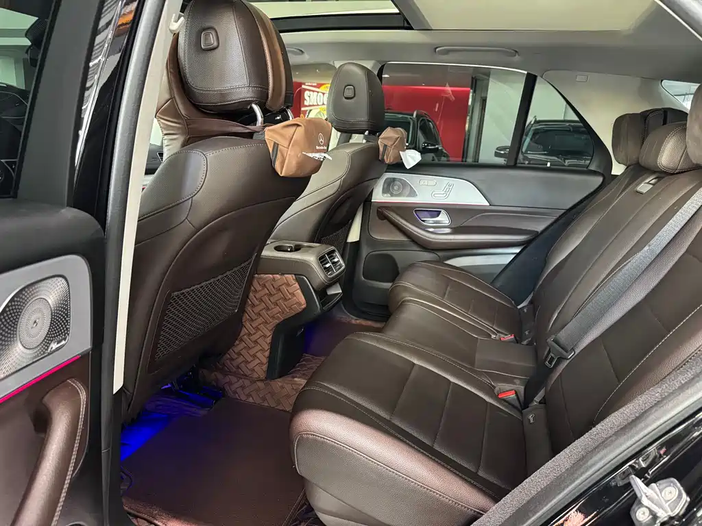 Mercedes-Benz GLE (Import) — миниатюра 16