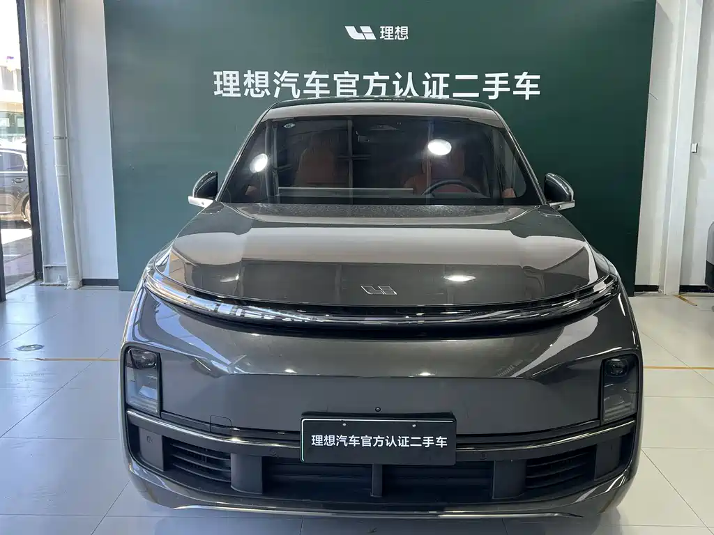 Li Auto L8 2023 Pro