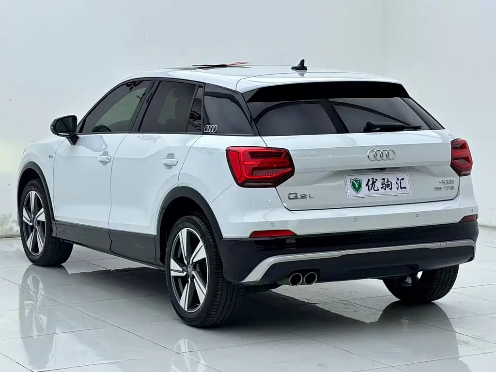 Audi Q2L — миниатюра 6