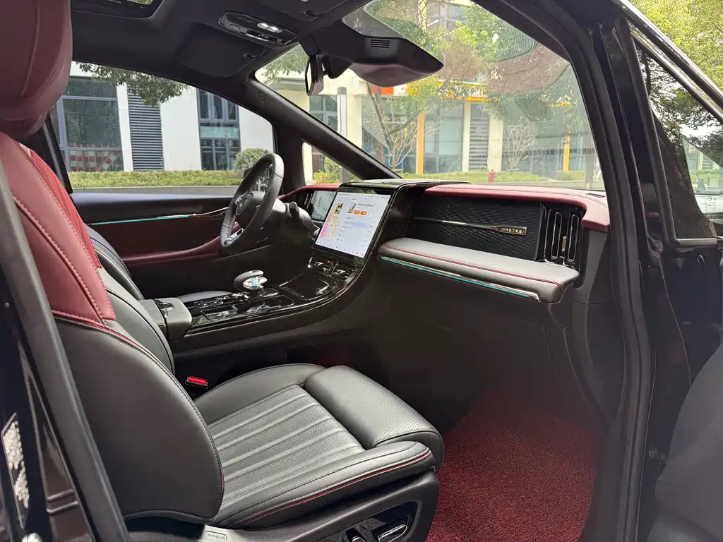 GAC Motor Trumpchi M8 — миниатюра 4