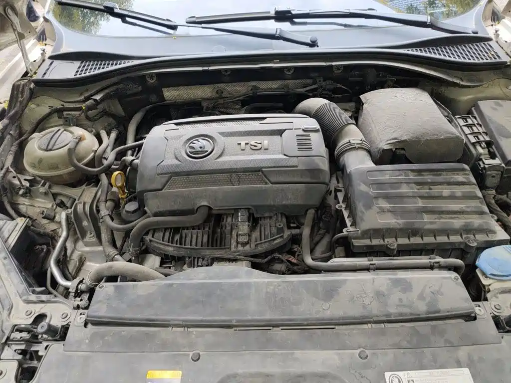 Skoda Superb — миниатюра 21