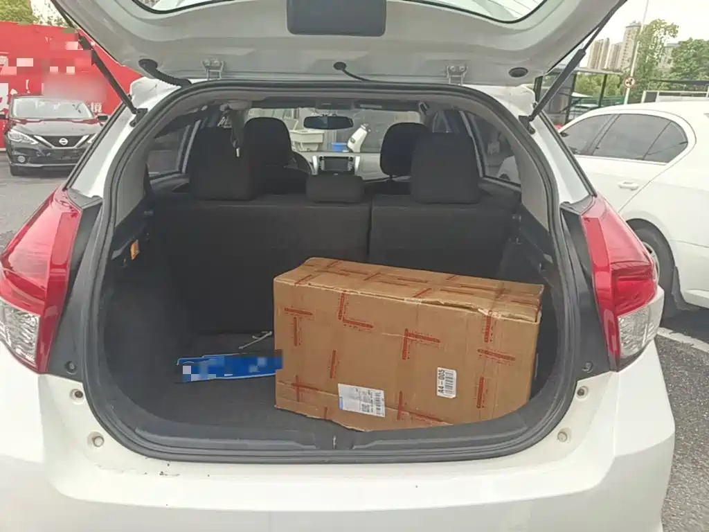 Toyota Yaris L — миниатюра 19