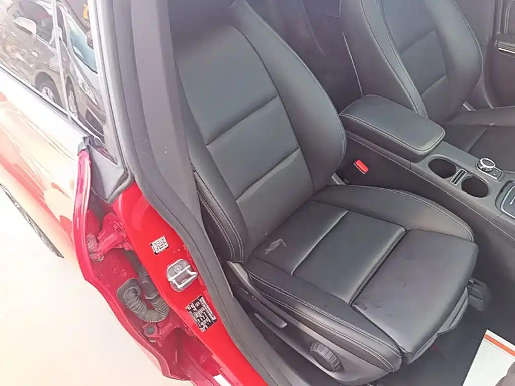 Mercedes-Benz CLA (Import) — миниатюра 25