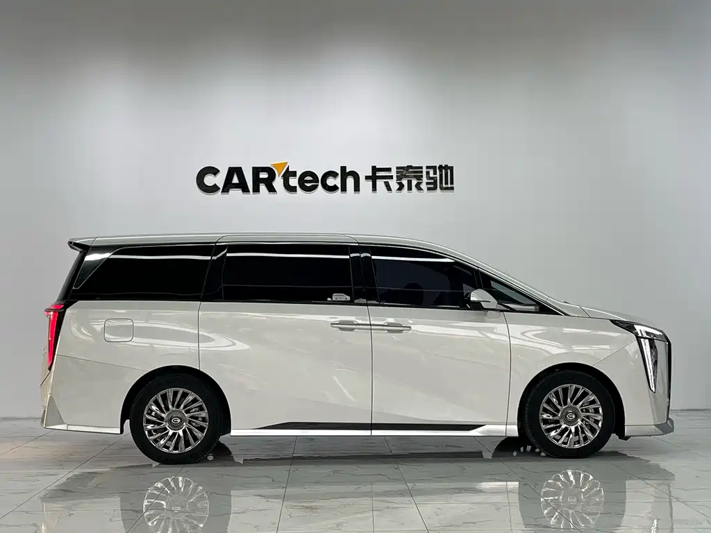 GAC Trumpchi M8 2023 — фото 4