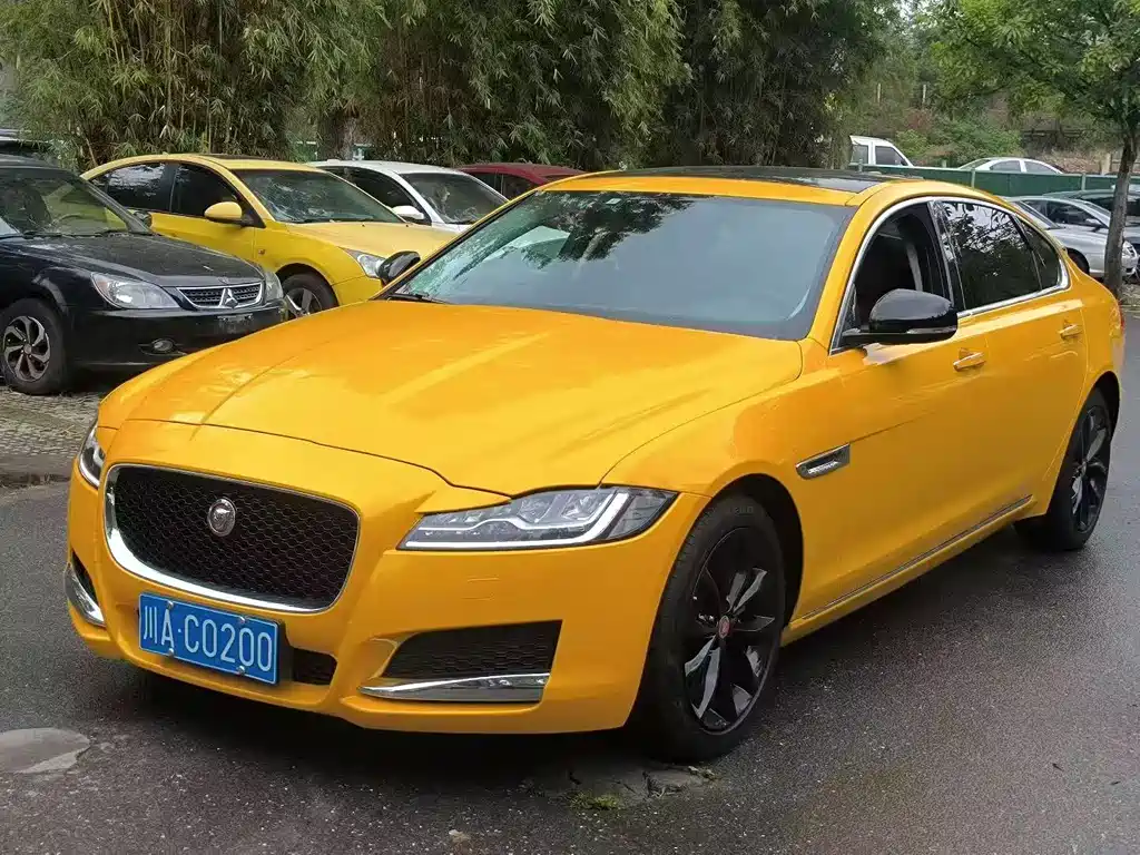 Jaguar XFL 2020