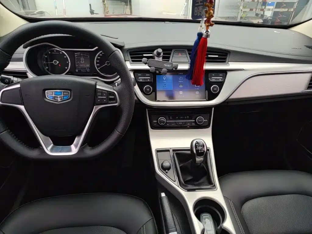 Geely Emgrand GL — миниатюра 13