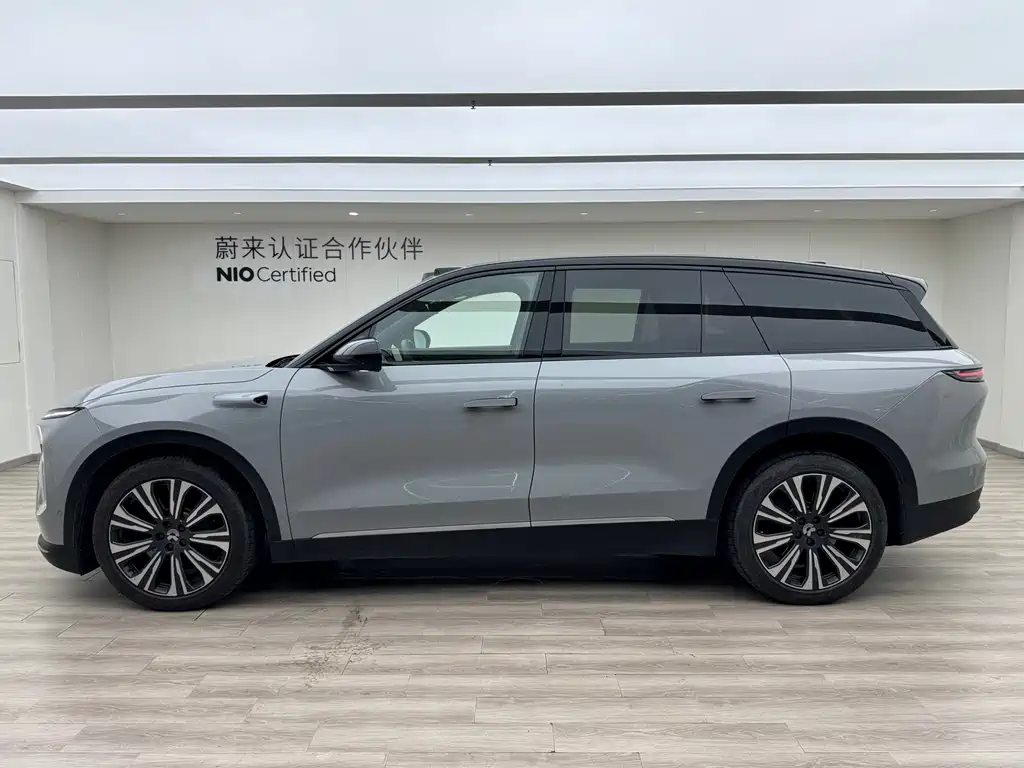 NIO ES8 2023 100kWh Executive