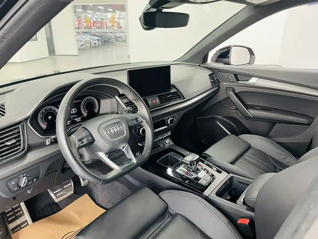 Audi Q5L 40T Luxury Dynamic Type, фото 6