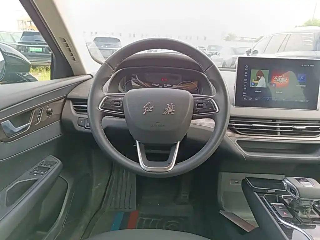 Hongqi Hongqi E-QM5 — миниатюра 15