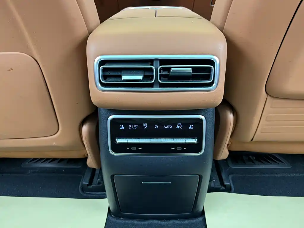 Li Auto Li L7 — миниатюра 32