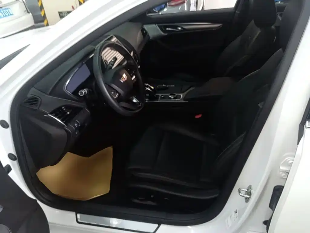 Cadillac CT5 — миниатюра 15