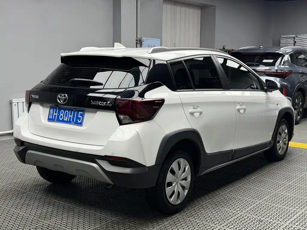 TOYOTA YARIS L ZHIXUAN