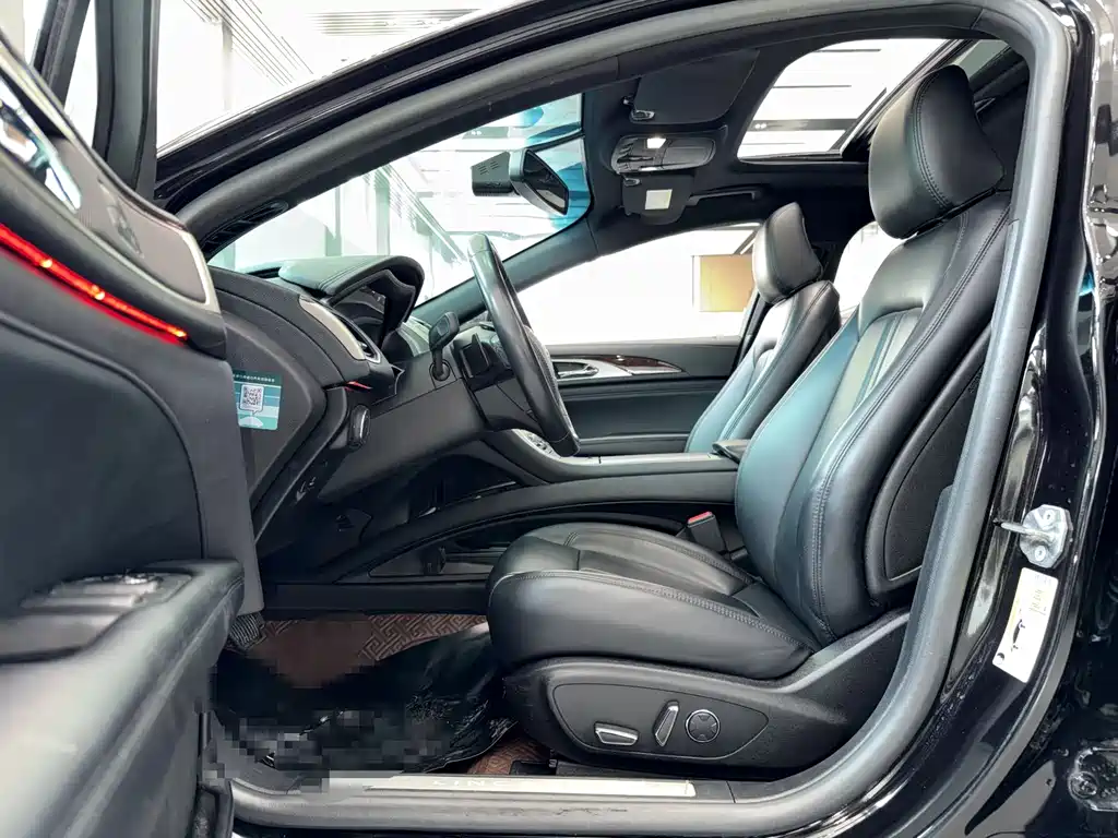 Lincoln MKZ 2020 2.0T Premium