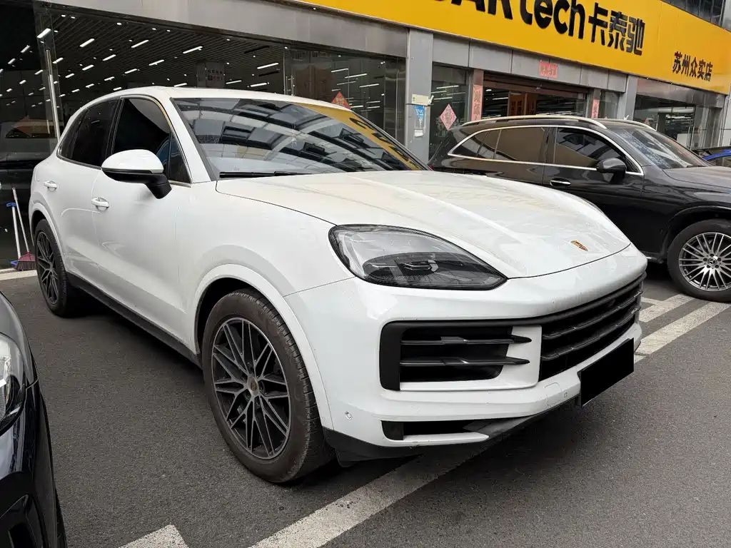 Porsche Cayenne — миниатюра 3