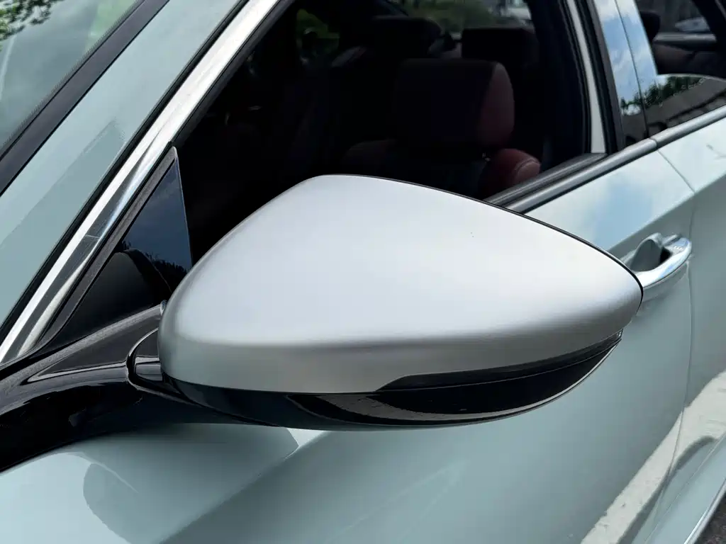 Honda Inspire 2022 260TURBO