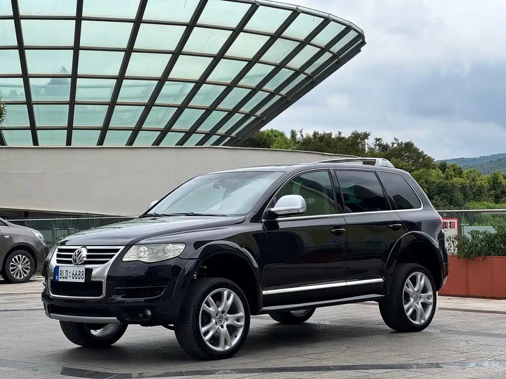 Volkswagen Touareg — миниатюра 3