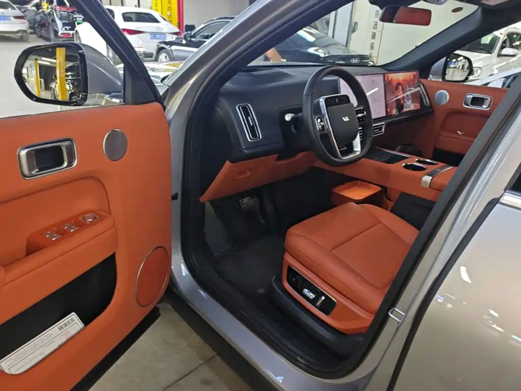Li Auto Li L8 — миниатюра 16