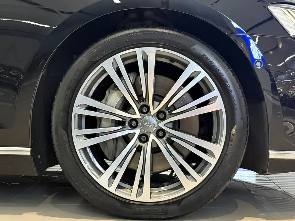 Audi A8 — миниатюра 20